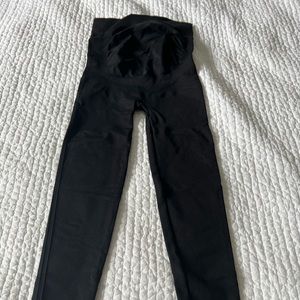 BLANQI EVERYDAY
Maternity Belly Support Leggings